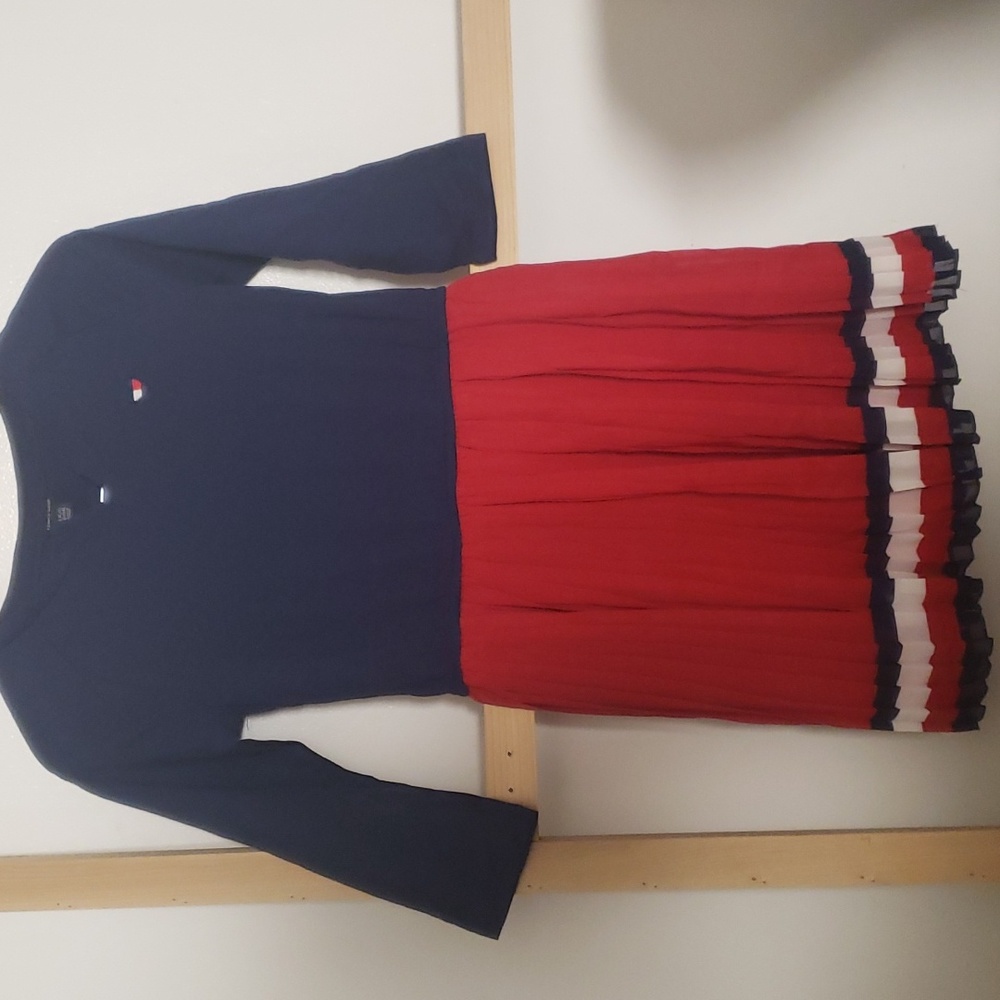 Tommy Hilfiger Dress Size Large Girls longsleeves euc